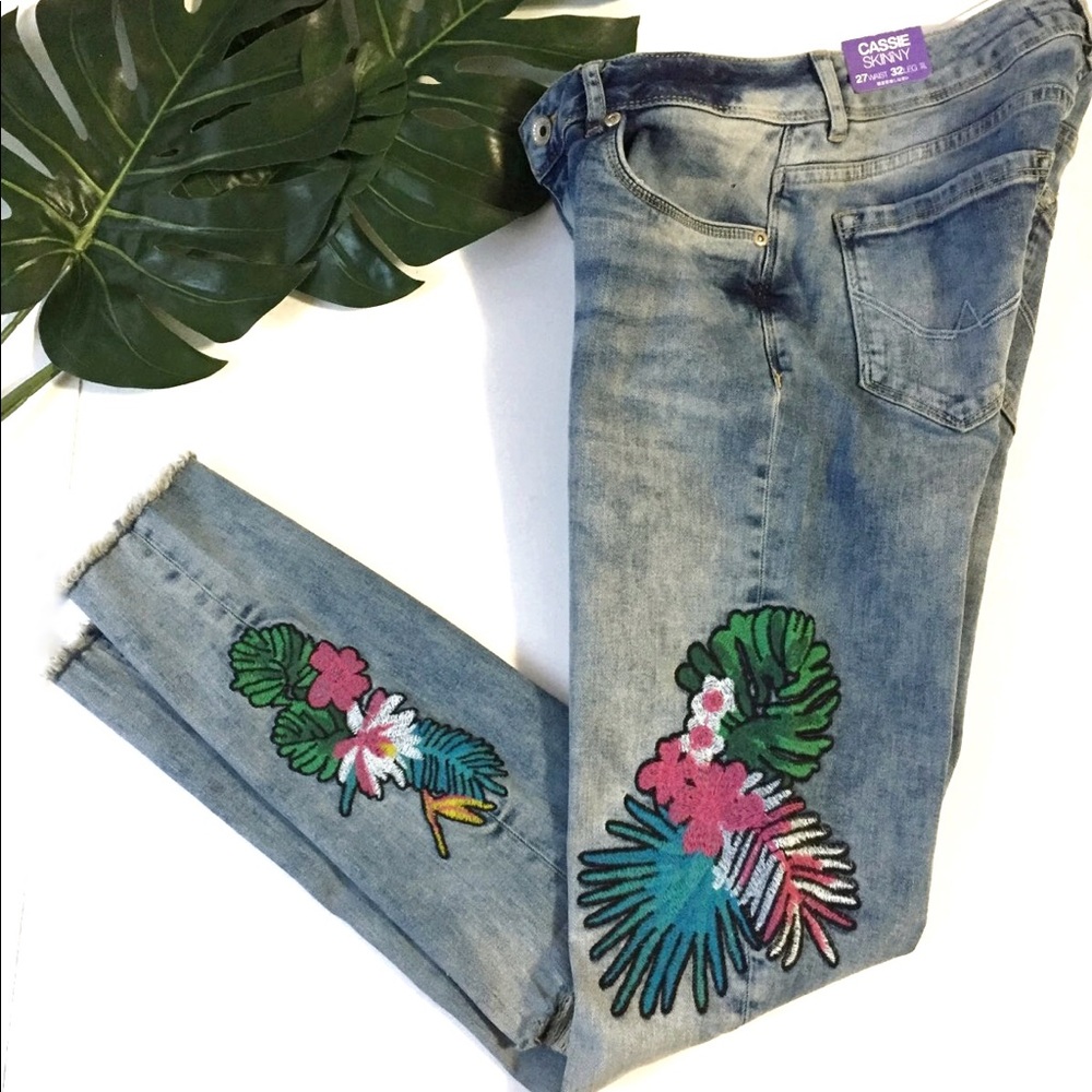 Superdry cassie skinny jeans, size 27 x 32